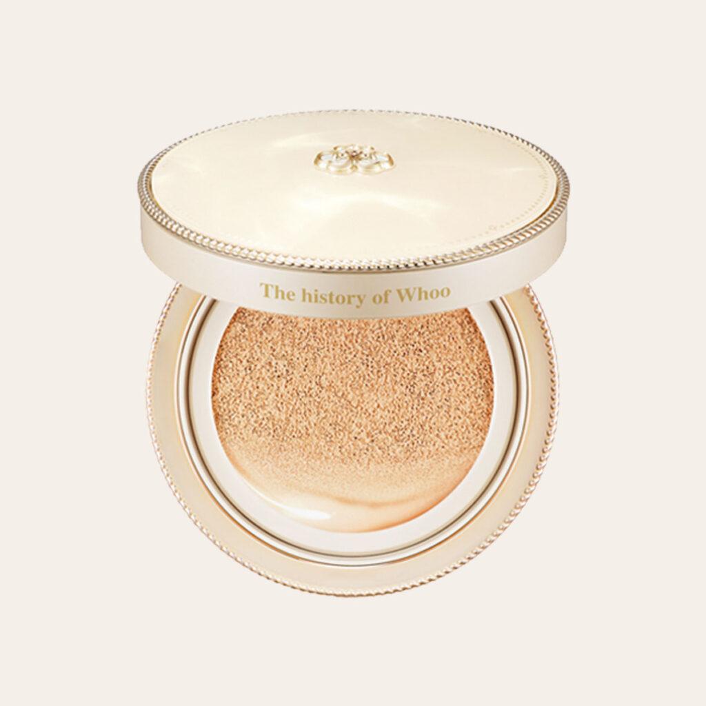 The History of Whoo - Gongjinhyang Mi Luxury Golden Cushion SPF50+/PA+++