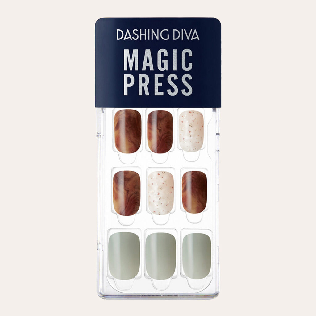 Dashing Diva - Magic Press