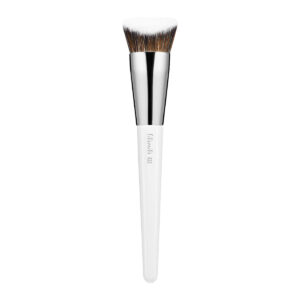 Fillimilli – V Cut Foundation Brush 822